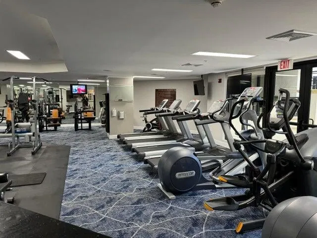 One City Plaza Unit 1018 photo 51