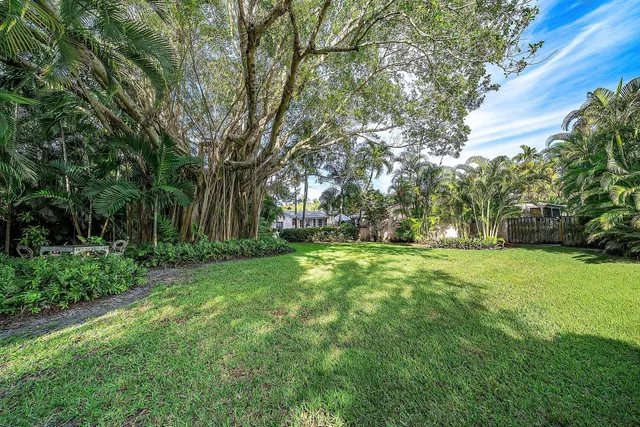 Residence photo 16