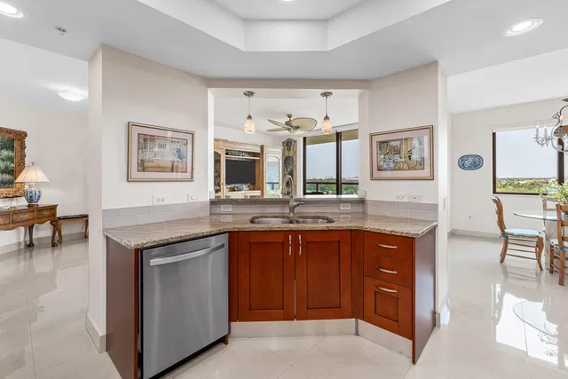 The Landmark Palm Beach Gardens Unit 602a photo 7