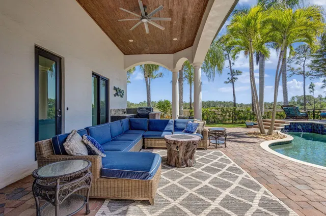 Mirasol Country Club Residence photo 53