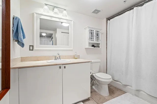 The Prado Unit 613 photo 18