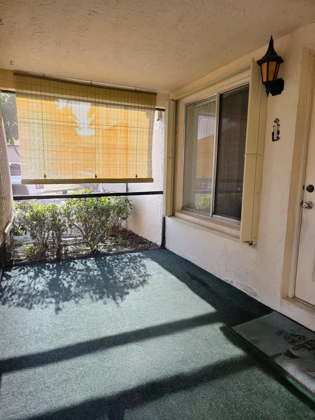 Unit C-1 photo 2