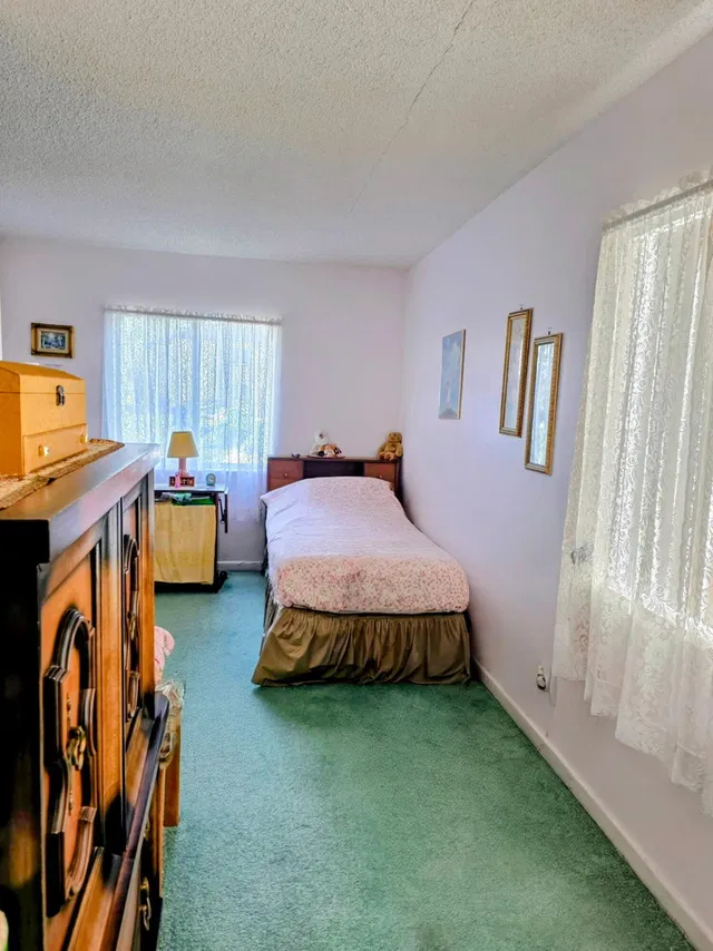 Unit C-1 photo 11