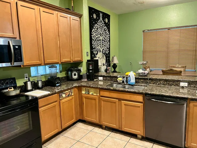 Residence photo 11