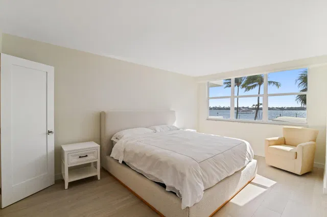 2600 N Flagler Unit 210 photo 13