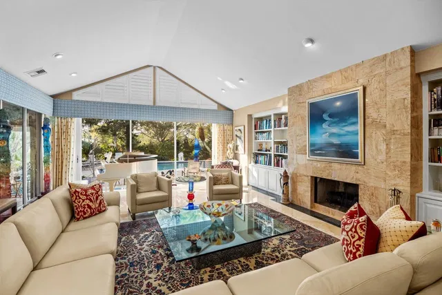 Harbour Ridge Residence photo 9