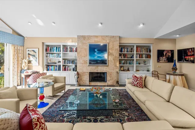 Harbour Ridge Residence photo 10