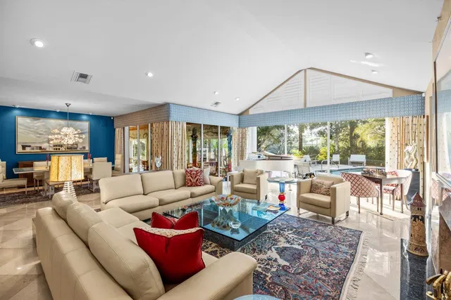 Harbour Ridge Residence photo 11