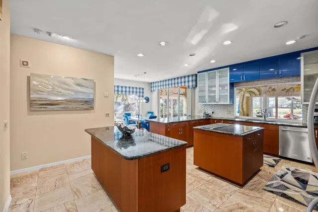 Harbour Ridge Residence photo 18