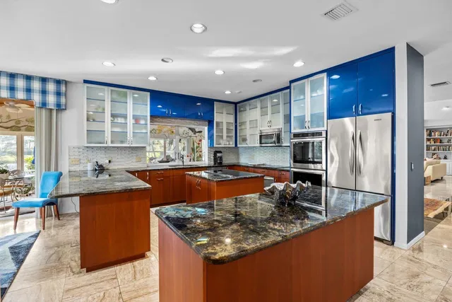 Harbour Ridge Residence photo 19