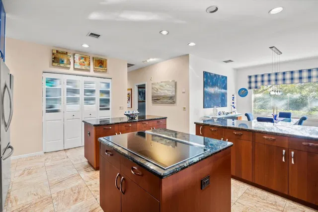 Harbour Ridge Residence photo 21