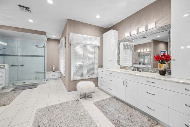 Harbour Ridge Residence photo 29