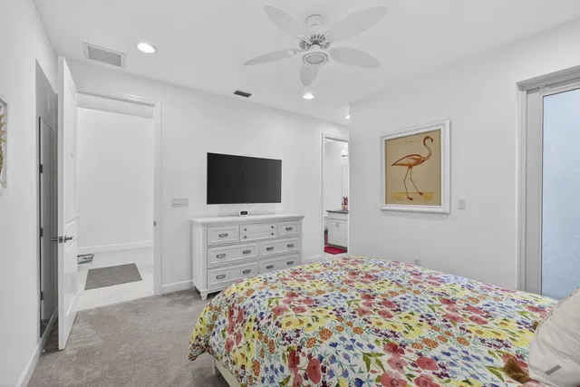 Residence photo 16