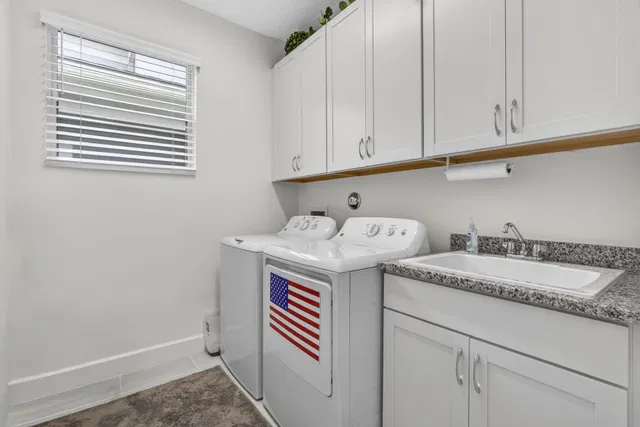 Residence photo 20
