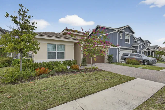 Residence photo 44