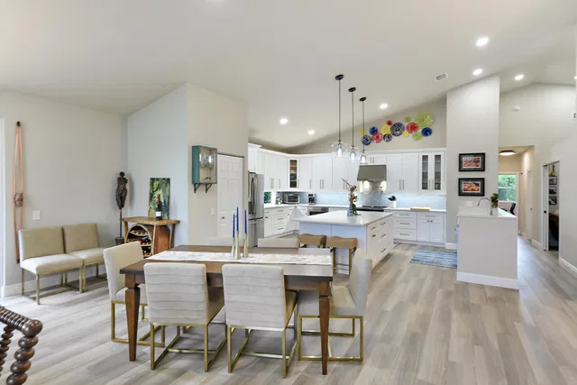 Eastpointe Country Club Residence photo 20