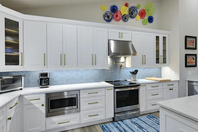 Eastpointe Country Club Residence photo 22