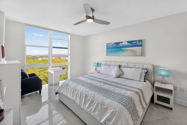 Boynton Beach Club Unit 1006 photo 8