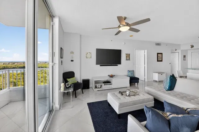 Boynton Beach Club Unit 1006 photo 16