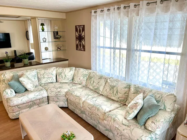  Residence photo 33