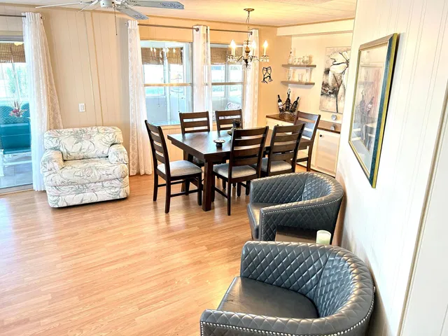  Residence photo 36
