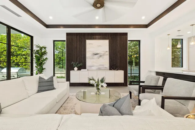 Palm Trail Delray Beach Residence photo 17