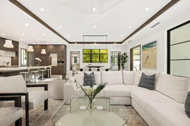Palm Trail Delray Beach Residence photo 18