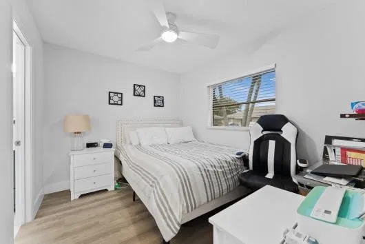 Residence photo 12