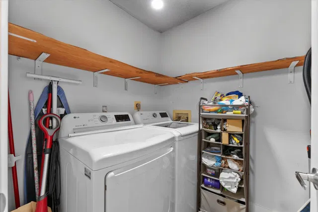 Residence photo 29