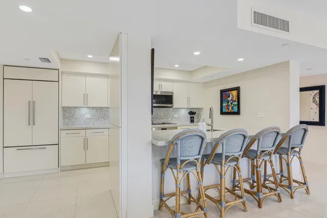 Mizner Court Unit 305 photo 15