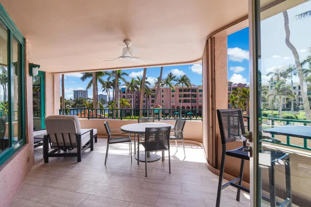 Mizner Court Unit 305 photo 38