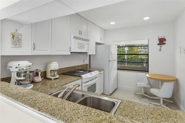 Boca Lago Country Club Homes Unit L photo 19