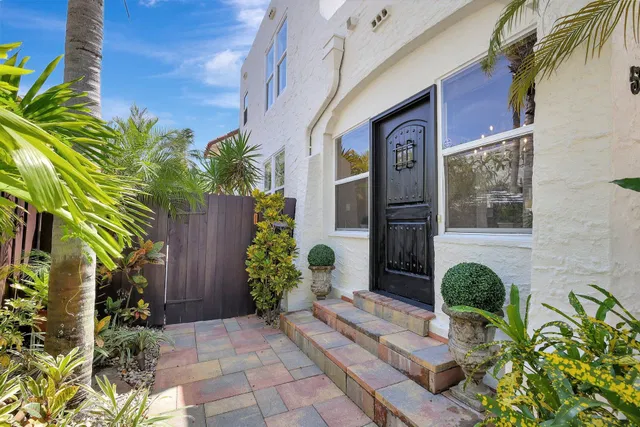 Old Northwood Residence photo 6