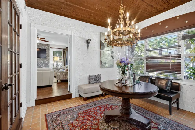 Old Northwood Residence photo 8