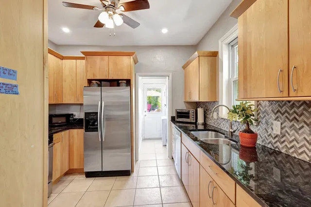 Old Northwood Residence photo 53