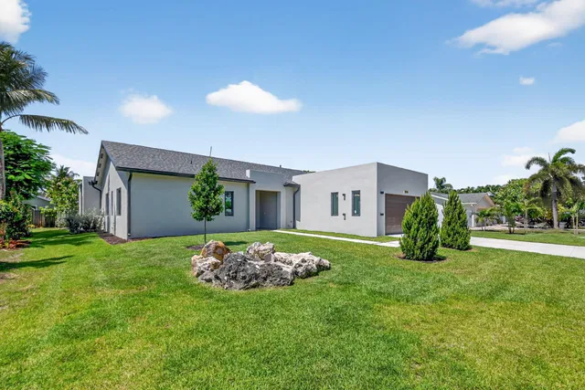 Residence photo 6