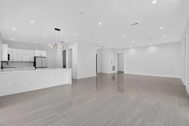 Residence photo 14