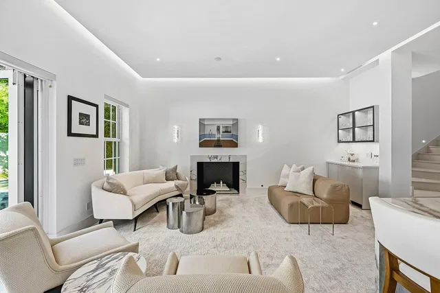 Royal Park Residence photo 11