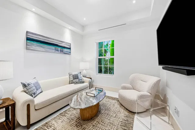 Royal Park Residence photo 15