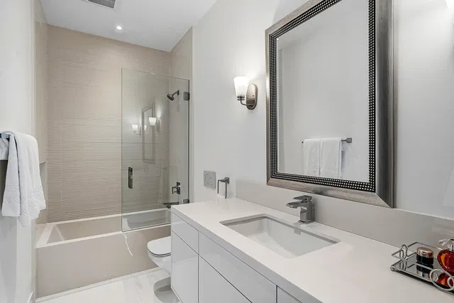 Royal Park Residence photo 30