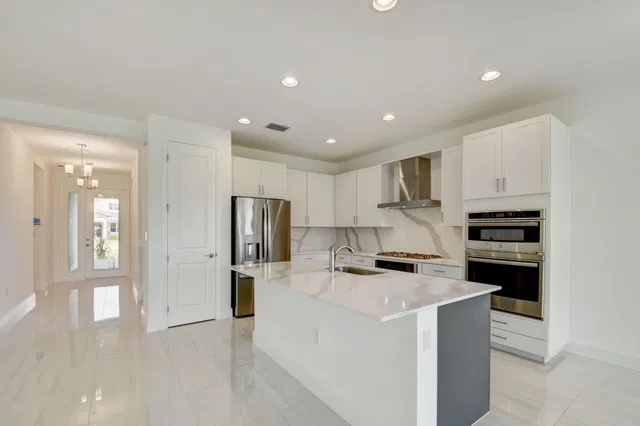 Residence photo 9
