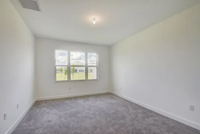 Residence photo 22