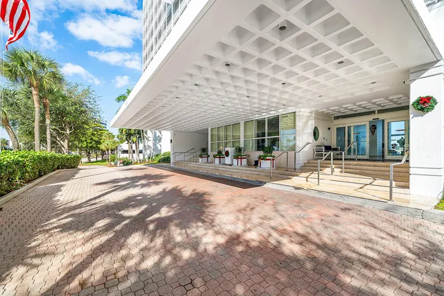 Waterview Towers Unit 903 photo 3