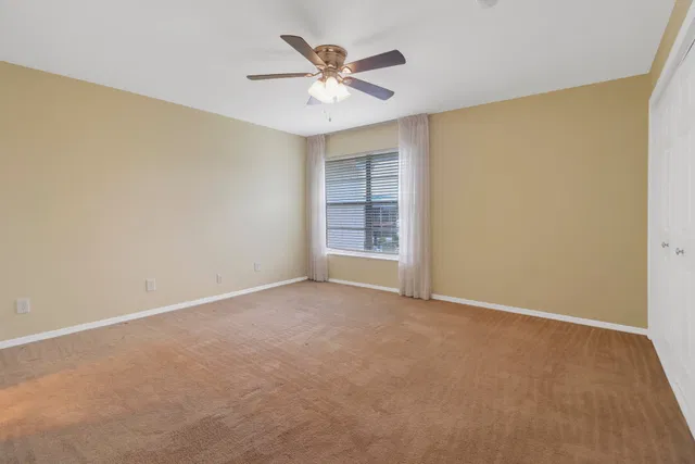 Unit 204 photo 10