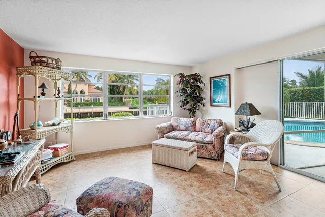 McCormick Mile Residence photo 8