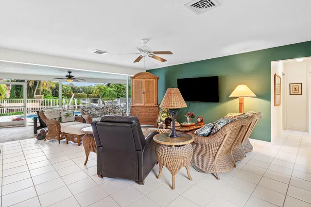 McCormick Mile Residence photo 9