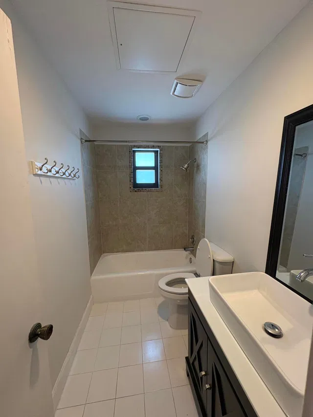 Unit 5 photo 16