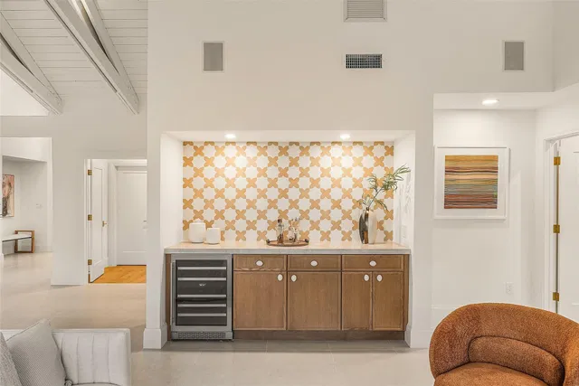Residence photo 10