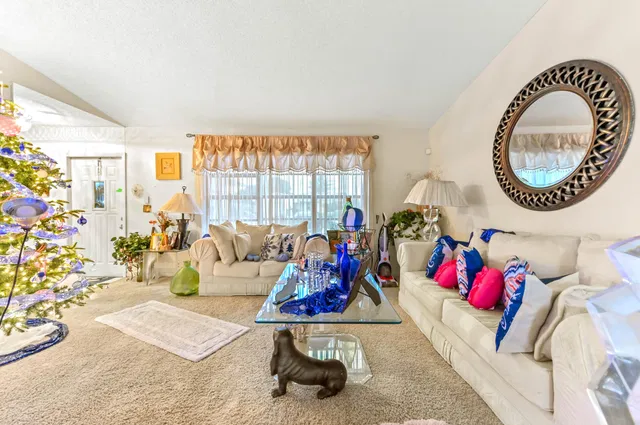 West Palm Beach Residence photo 5