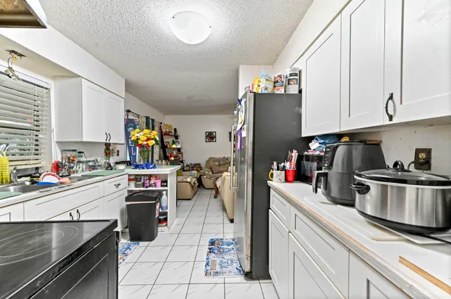 West Palm Beach Residence photo 9
